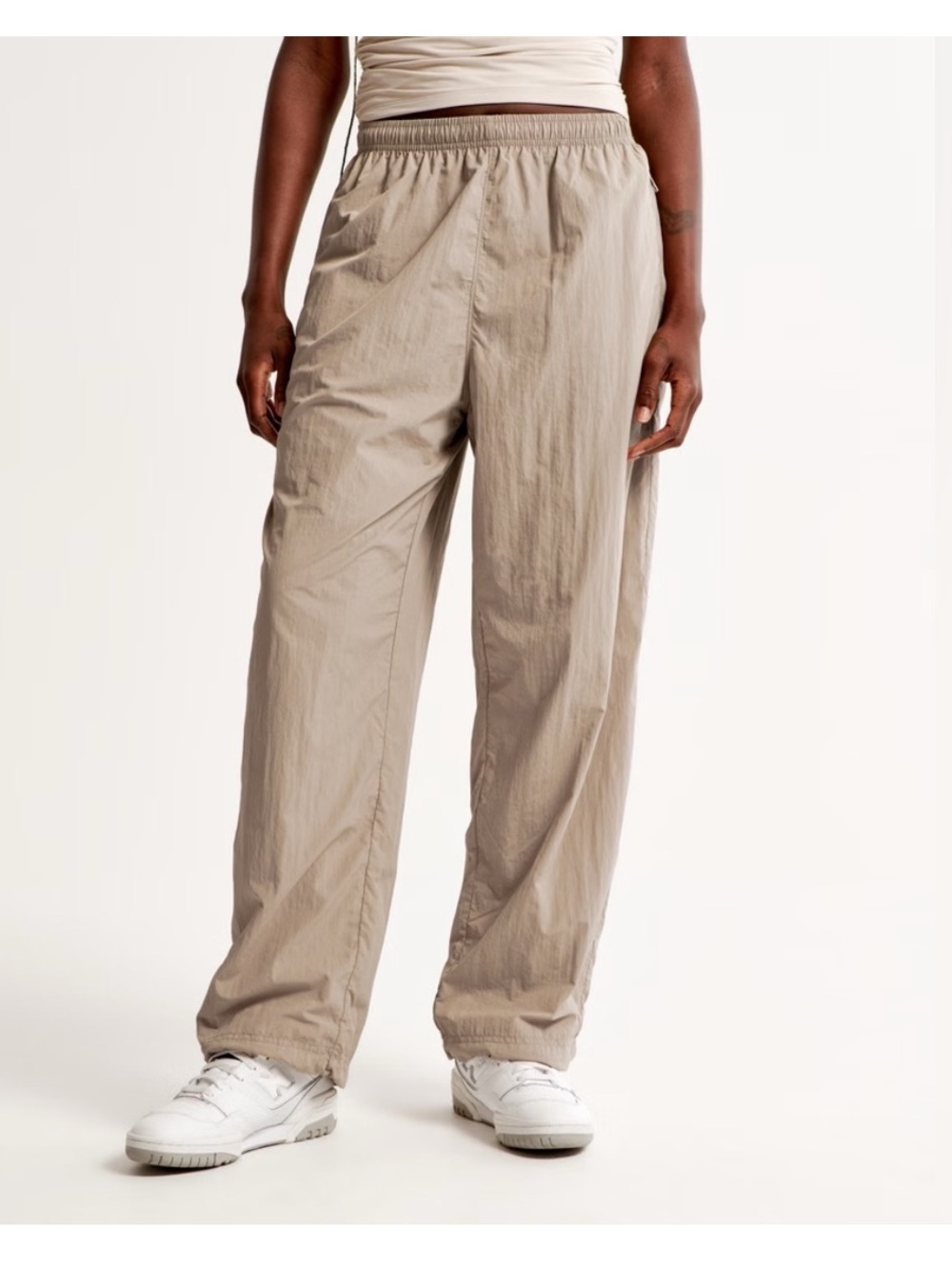 Abercrombie & Fitch Crinkle Nylon Track Pants in Khaki Beige, Size Small - Picture 5 of 14